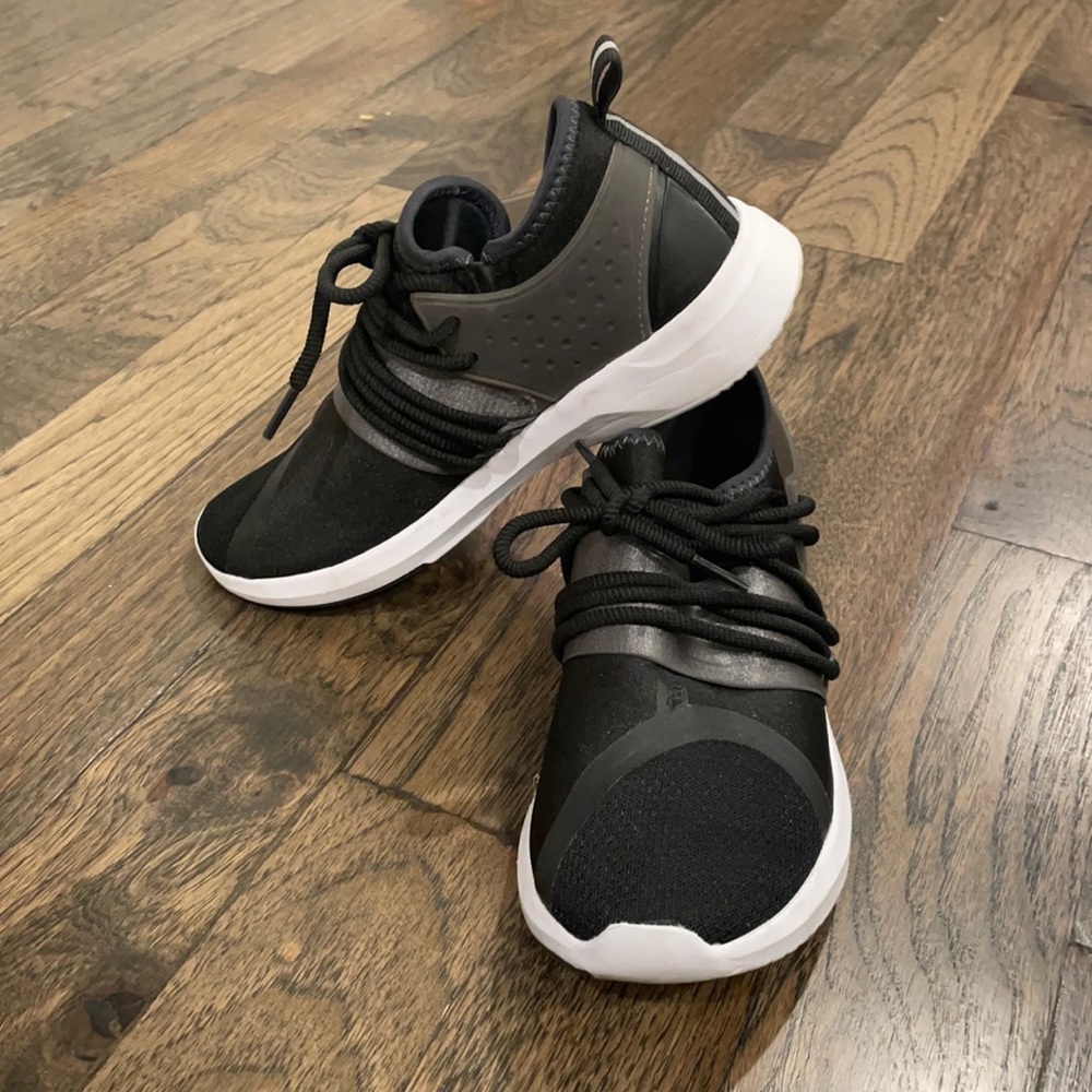 Fabletics Black Sneakers